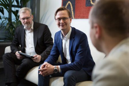 Bridging innovative companies through hard times