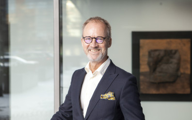 Gösta Holmqvist, talousjohtaja